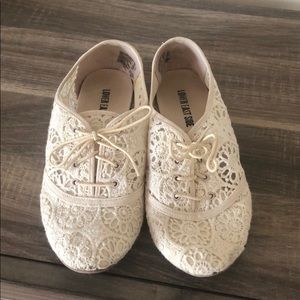 Lace Flats